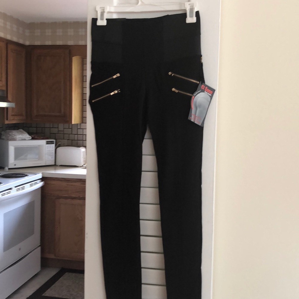 “Ci Sono” size small black dressy leggings